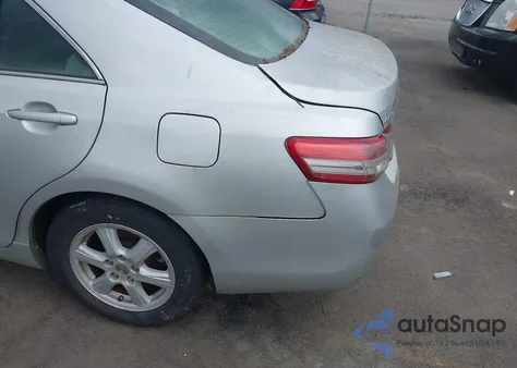 2010 Toyota Camry Le from USA, damaged, VIN 4T1BF3EK6AU564163